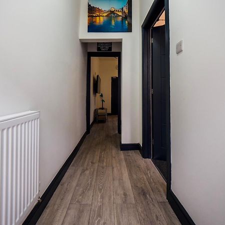 Chatham Lodge Cosy Large Double Room 1 Stoke-on-Trent Exterior foto